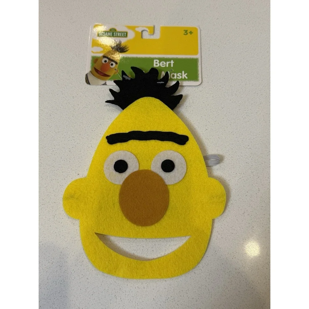 Sesame Street‎ Character Felt Masks Set Of 4 New Oscar Big Bird Burt Ernie
